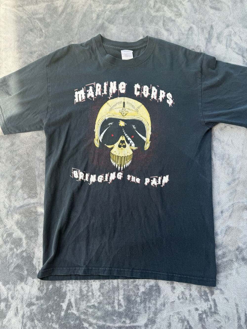 Gildan Marine Corps Bringing The Pain Graphic T-Shirt Size M